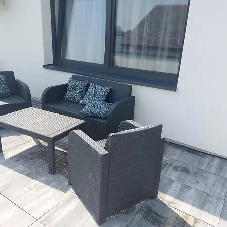 Z Duzym Tarasem, Bezplatny Parking, Awg *