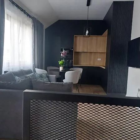 Z Duzym Tarasem, Bezplatny Parking, Awg Krakau