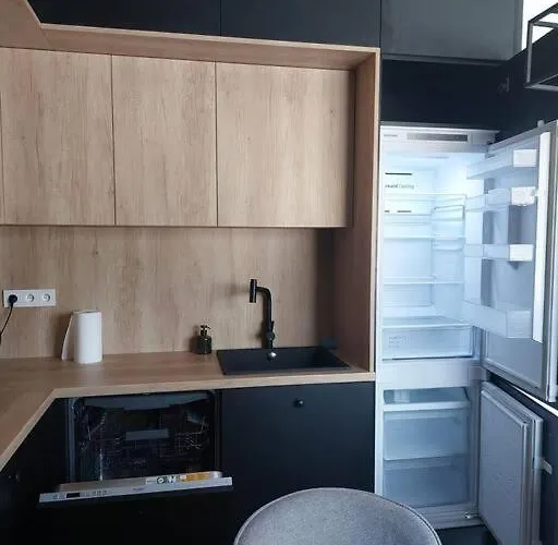 Z Dużym Tarasem, Bezpłatny Parking, Awg